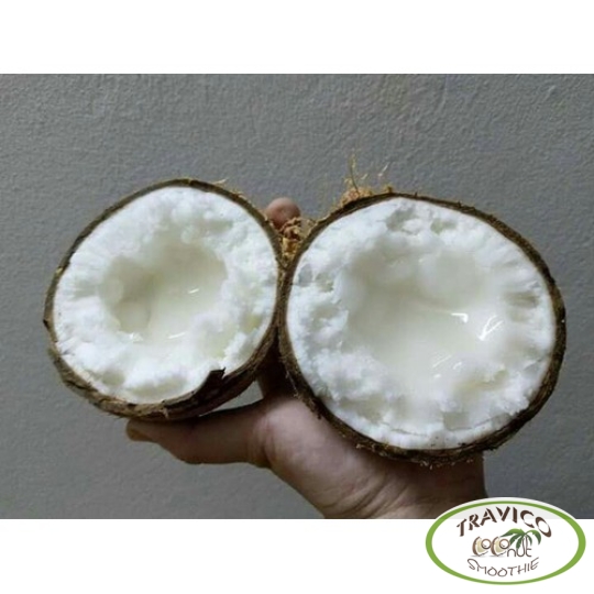 Dừa sáp bi 130k  /trái từ 500g-700g (đã bóc vỏ 1 phần , chưa bao gồm phí Ship )